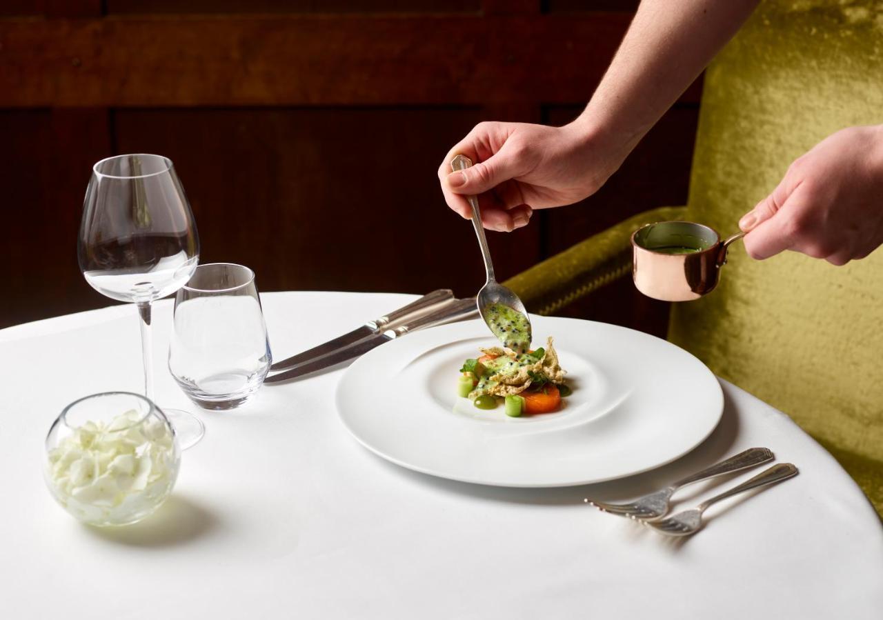 The Montagu Arms 호텔 볼리외 외부 사진